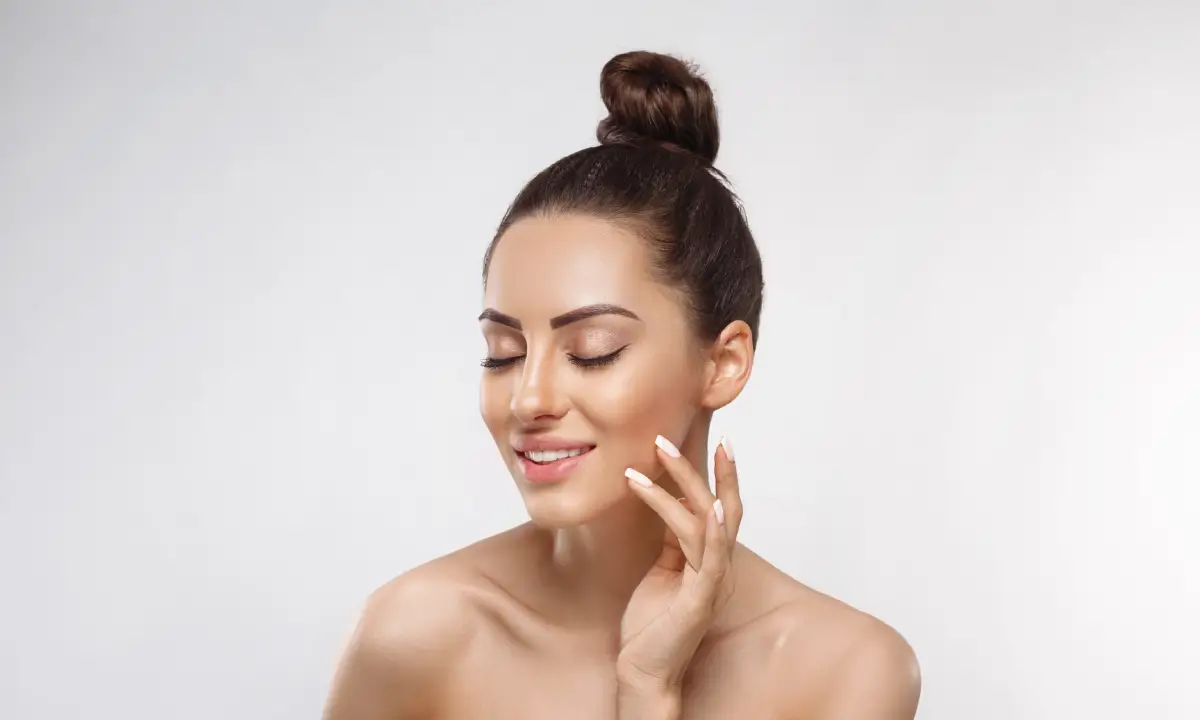 A woman Hydrating K-Beauty Classic Facial